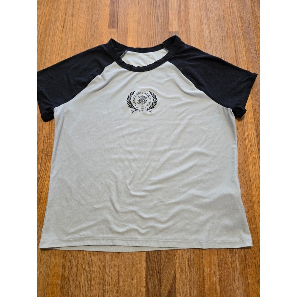 Old Navy Active Girls XL (14/16) Gray Black CloudMotion Go-Dry Raglan Sleeve Top